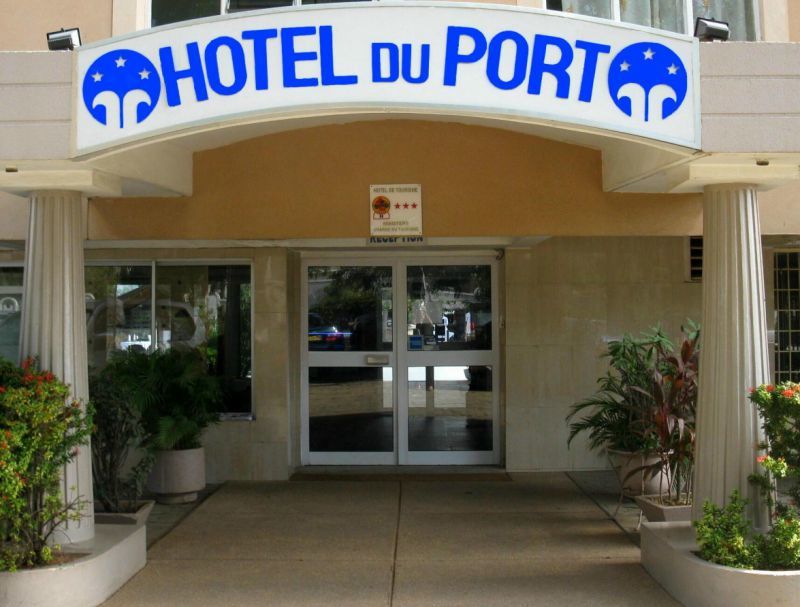 Hotel Du Port โกโตนู ภายนอก รูปภาพ